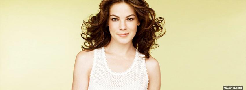 Photo celebrity michelle monaghan smirking Facebook Cover for Free
